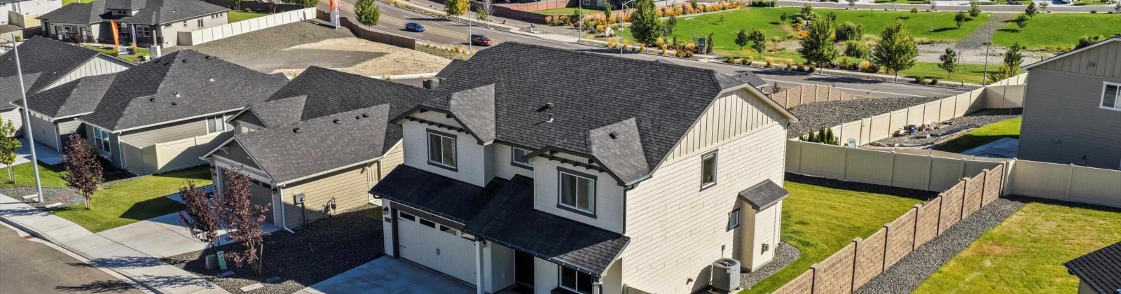 Wilson Street, Kennewick, Washington 99336, 5 Bedrooms Bedrooms, 0 ,3 BathroomsBathrooms,Houses,For Sale,Wilson Street,0,286513