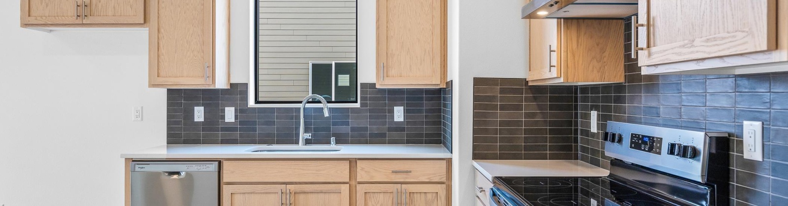 Amberly Ave, Grandview, Washington 98930, 3 Bedrooms Bedrooms, 0 ,2 BathroomsBathrooms,Houses,For Sale,Amberly Ave,0,286534