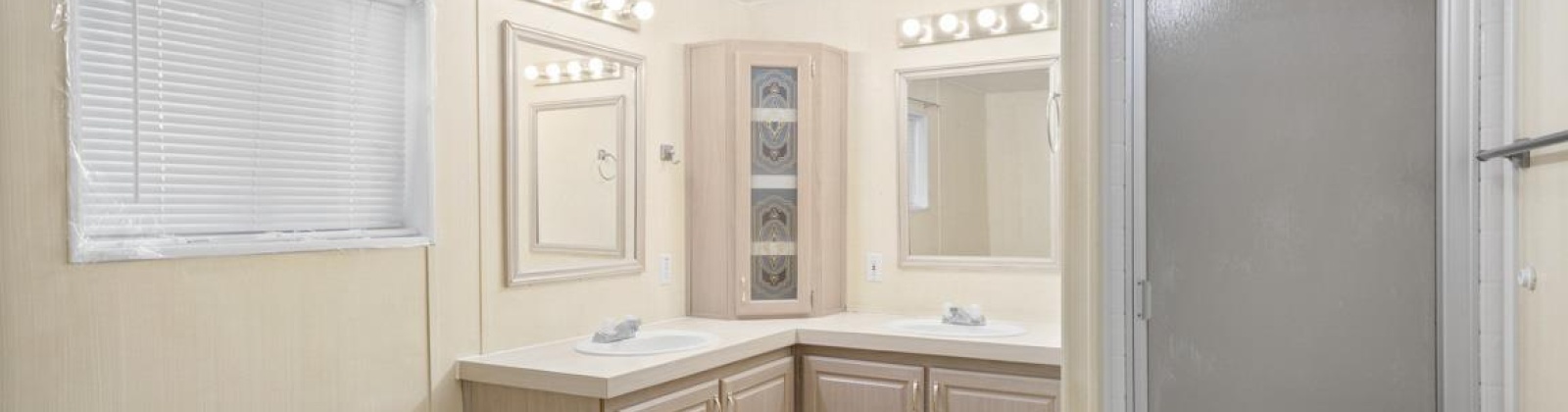 Golden Hills #46, Pullman, Washington 99163, 2 Bedrooms Bedrooms, 0 ,2 BathroomsBathrooms,Manufactured Homes,For Sale,Golden Hills #46,0,286547
