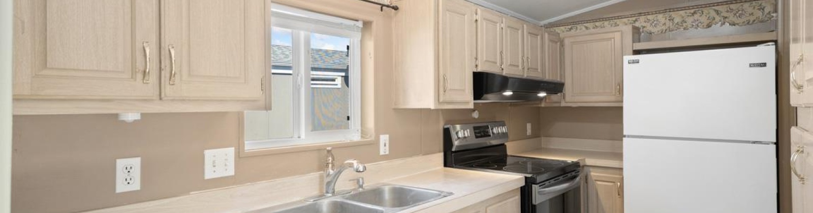 Golden Hills #46, Pullman, Washington 99163, 2 Bedrooms Bedrooms, 0 ,2 BathroomsBathrooms,Manufactured Homes,For Sale,Golden Hills #46,0,286547