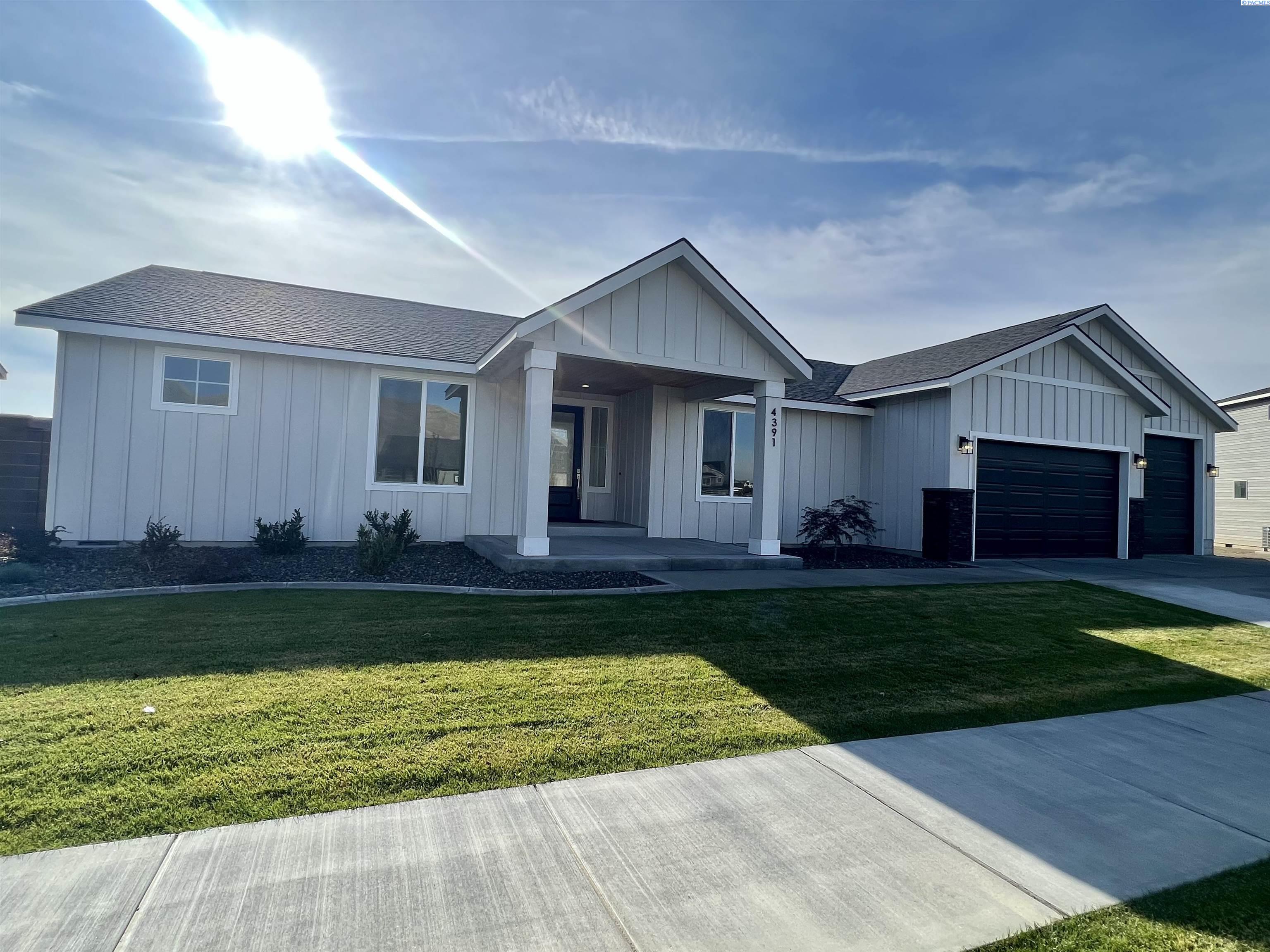 Lolo Way, Richland, Washington 99352, 3 Bedrooms Bedrooms, 0 ,2 BathroomsBathrooms,Houses,For Rent,Lolo Way,0,286545