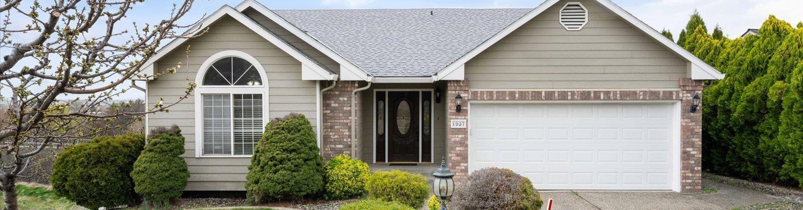 Mountain View Drive, Prosser, Washington 99350, 5 Bedrooms Bedrooms, 0 ,3 BathroomsBathrooms,Houses,For Sale,Mountain View Drive,0,286544
