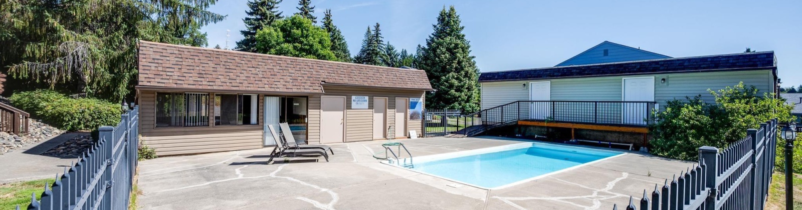 Crestview St, Pullman, Washington 99163, 2 Bedrooms Bedrooms, 0 ,2 BathroomsBathrooms,Condos/townhomes,For Sale,Crestview St,0,286542
