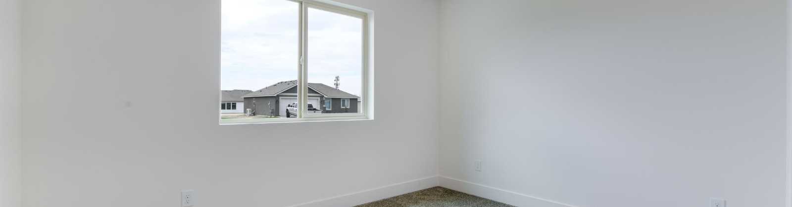 Vineyard St, Grandview, Washington 98930, 3 Bedrooms Bedrooms, 0 ,2 BathroomsBathrooms,Houses,For Sale,Vineyard St,0,286541