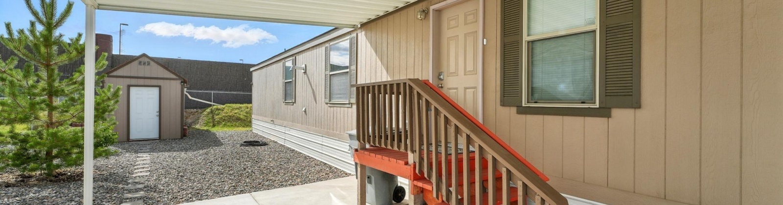 Lonetree Lane, Richland, Washington 99352, 2 Bedrooms Bedrooms, 0 ,1 BathroomBathrooms,Manufactured Homes,For Sale,Lonetree Lane,0,286551