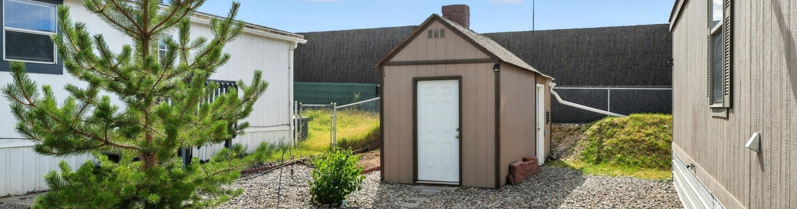 Lonetree Lane, Richland, Washington 99352, 2 Bedrooms Bedrooms, 0 ,1 BathroomBathrooms,Manufactured Homes,For Sale,Lonetree Lane,0,286551