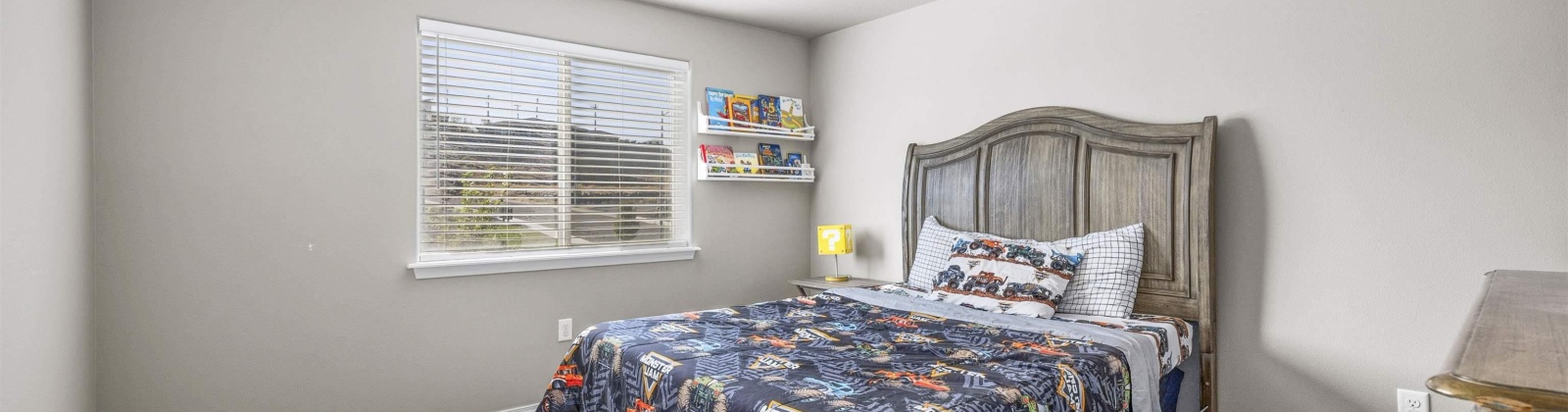 Jefferson Street, Kennewick, Washington 99338, 5 Bedrooms Bedrooms, 0 ,3 BathroomsBathrooms,Houses,For Sale,Jefferson Street,0,286583