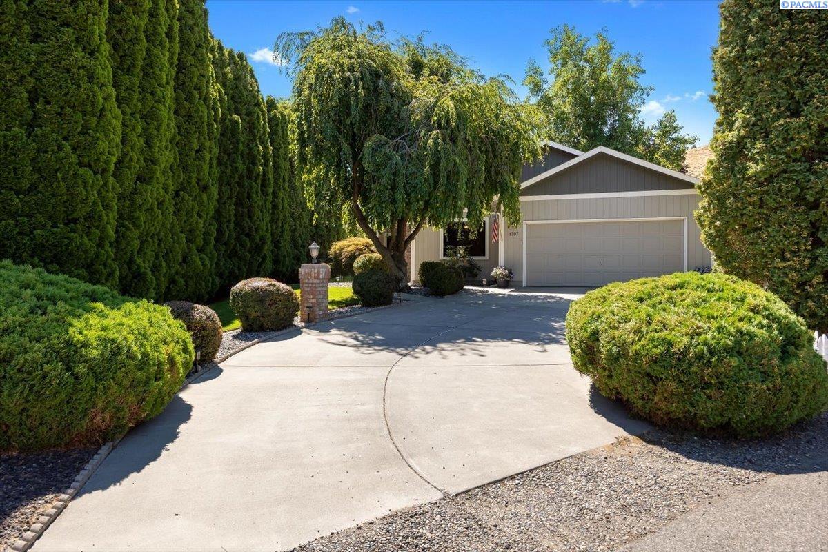 Penn Pl, Kennewick, Washington 99338, 3 Bedrooms Bedrooms, 0 ,2 BathroomsBathrooms,Houses,For Sale,Penn Pl,0,286605