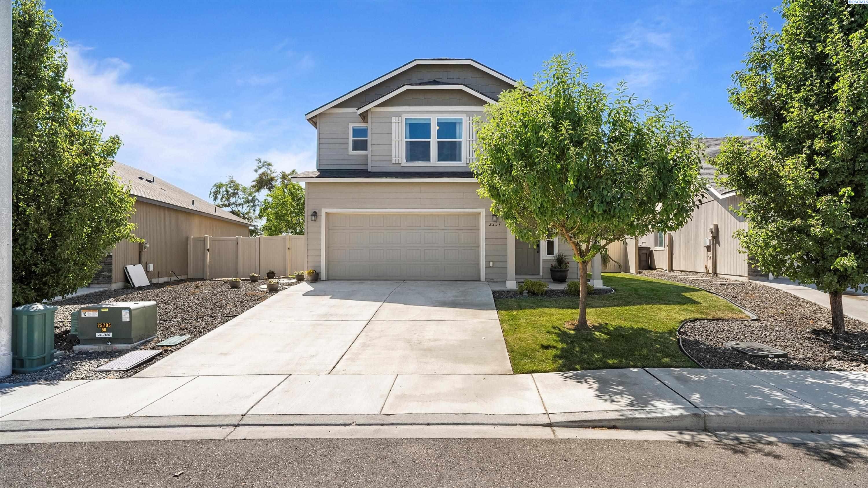 23rd Ave, Kennewick, Washington 99337, 3 Bedrooms Bedrooms, 0 ,3 BathroomsBathrooms,Houses,For Sale,23rd Ave,0,286604