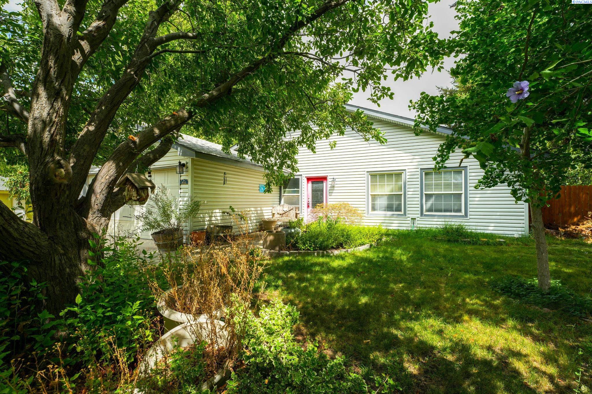 Entiat Ave., Kennewick, Washington 99338, 3 Bedrooms Bedrooms, 0 ,2 BathroomsBathrooms,Houses,For Sale,Entiat Ave.,0,286600