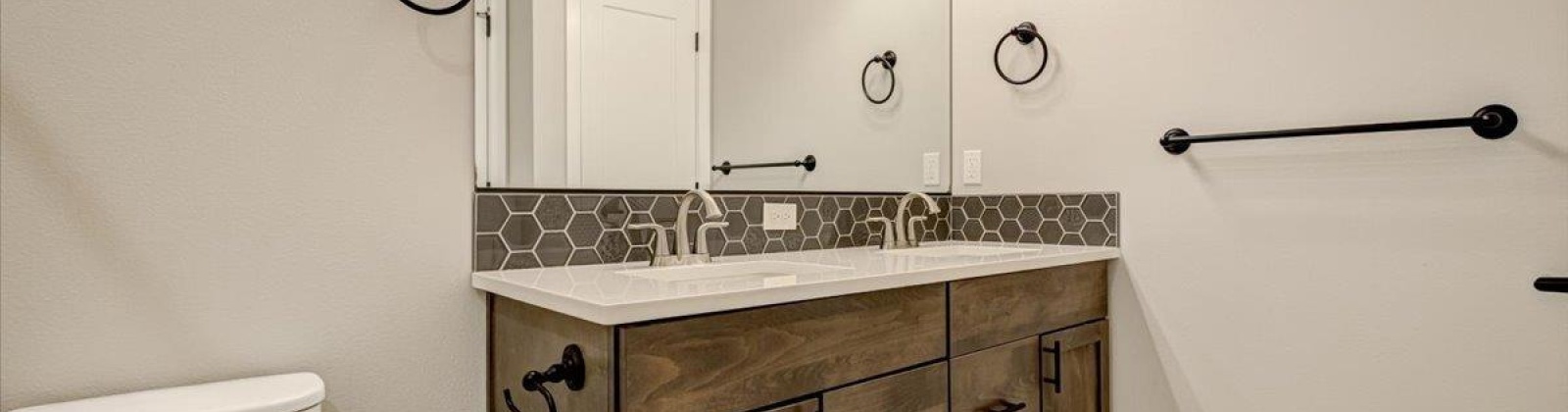 White Dr, Richland, Washington 99352, 4 Bedrooms Bedrooms, 0 ,3 BathroomsBathrooms,Houses,For Sale,White Dr,0,286628