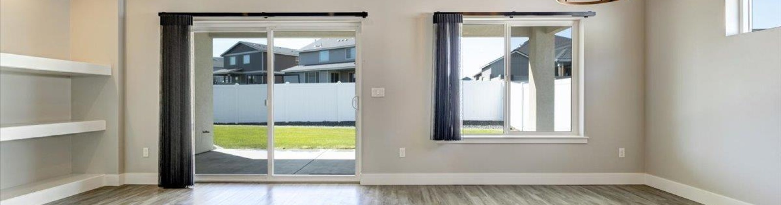 White Dr, Richland, Washington 99352, 4 Bedrooms Bedrooms, 0 ,3 BathroomsBathrooms,Houses,For Sale,White Dr,0,286628