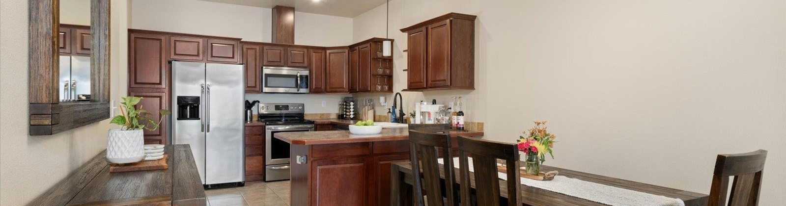 Mia Lane, Pasco, Washington 99301, 3 Bedrooms Bedrooms, 0 ,3 BathroomsBathrooms,Condos/townhomes,For Sale,Mia Lane,0,286616
