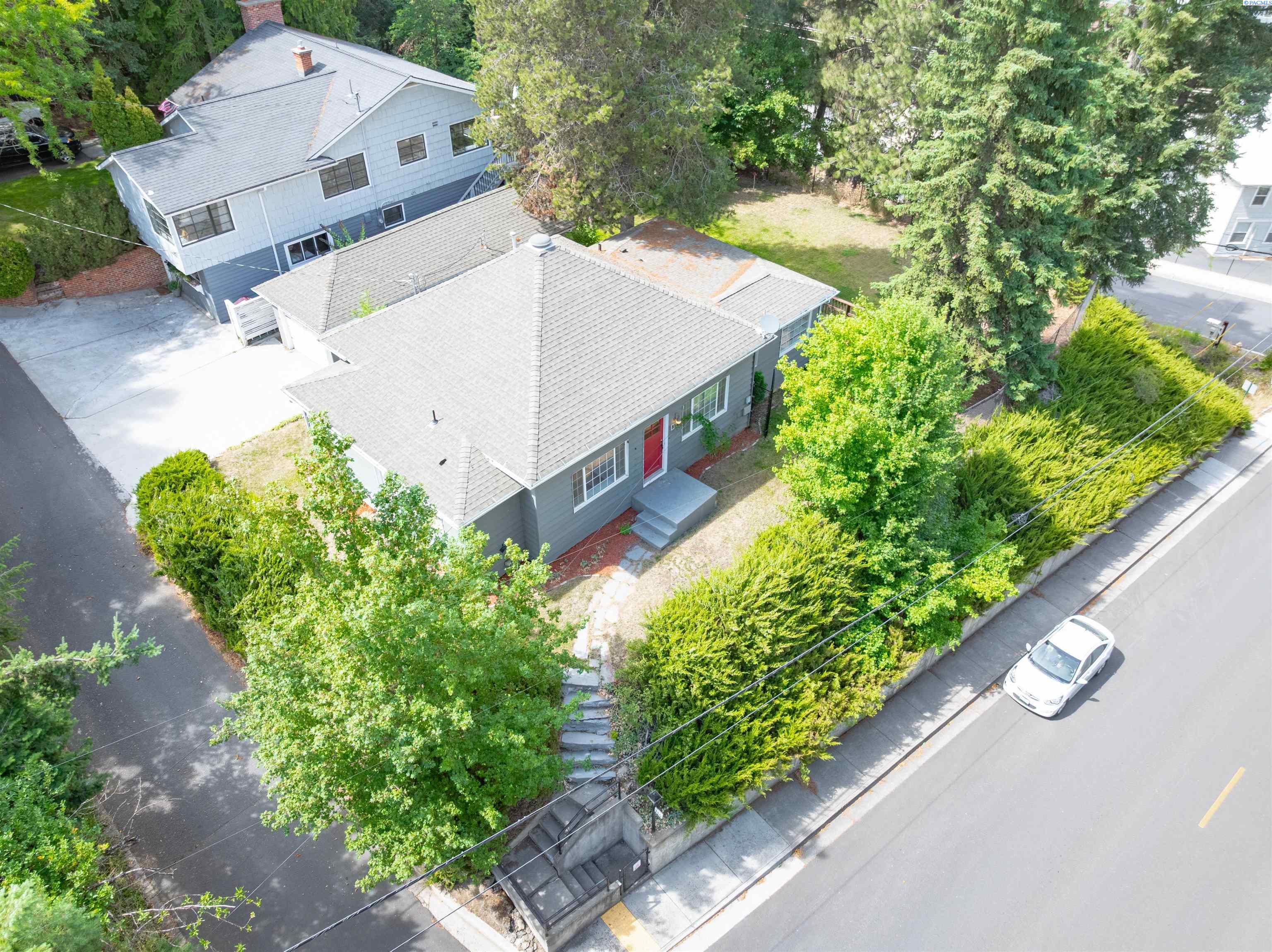 Spring St, Pullman, Washington 99163, 2 Bedrooms Bedrooms, 0 ,2 BathroomsBathrooms,Houses,For Sale,Spring St,0,286650