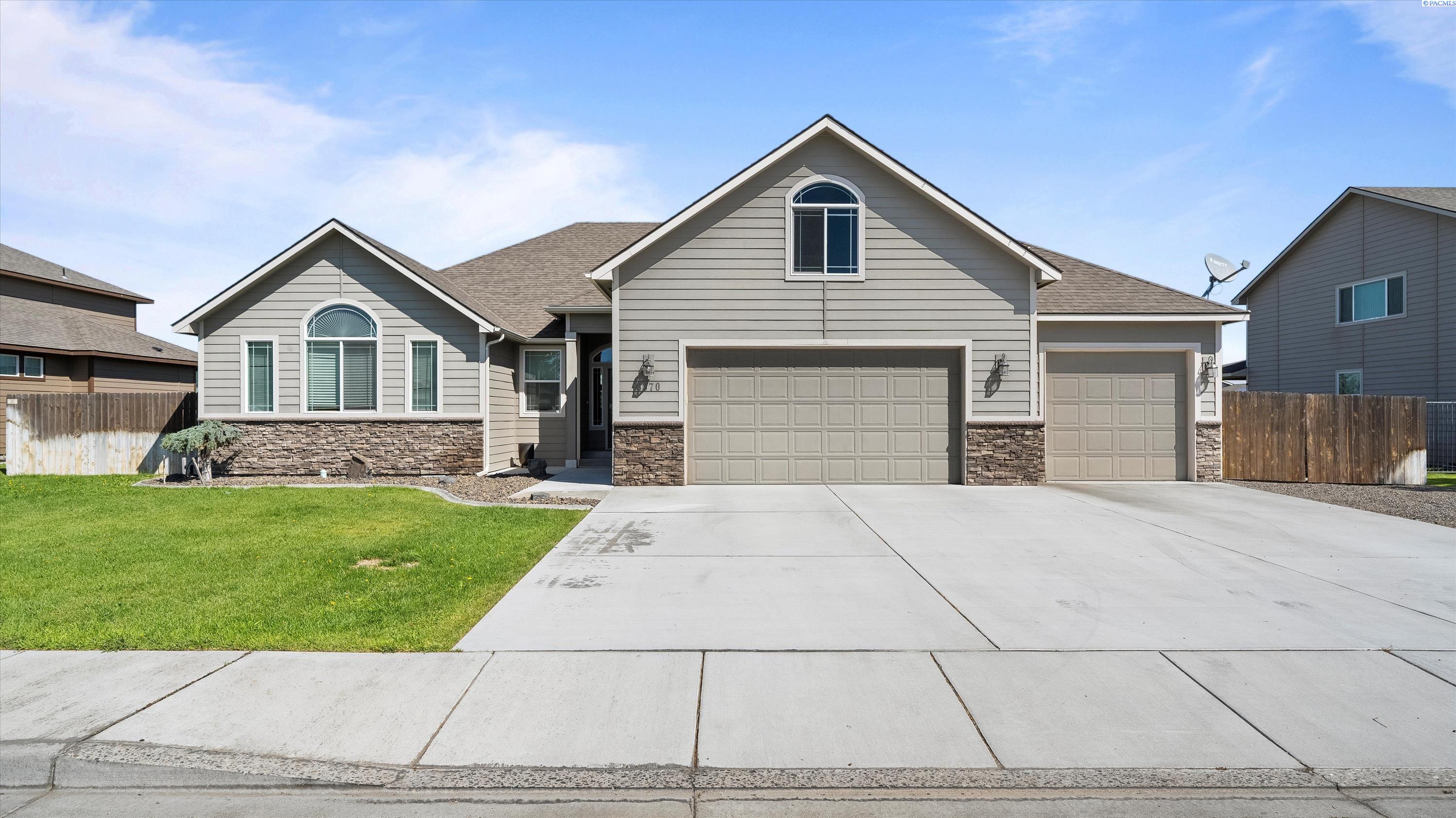 Cobalt Dr., West Richland, Washington 99353-6404, 4 Bedrooms Bedrooms, 0 ,2 BathroomsBathrooms,Houses,For Sale,Cobalt Dr.,0,286648