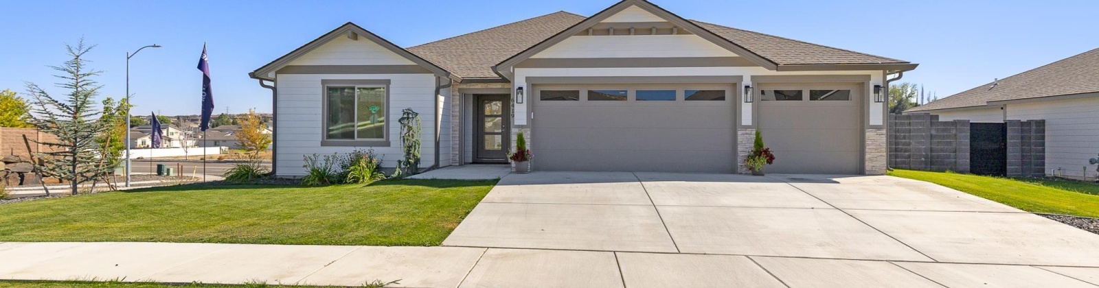 32nd, Kennewick, Washington 99338, 4 Bedrooms Bedrooms, 0 ,2 BathroomsBathrooms,Houses,For Sale,32nd,0,286654