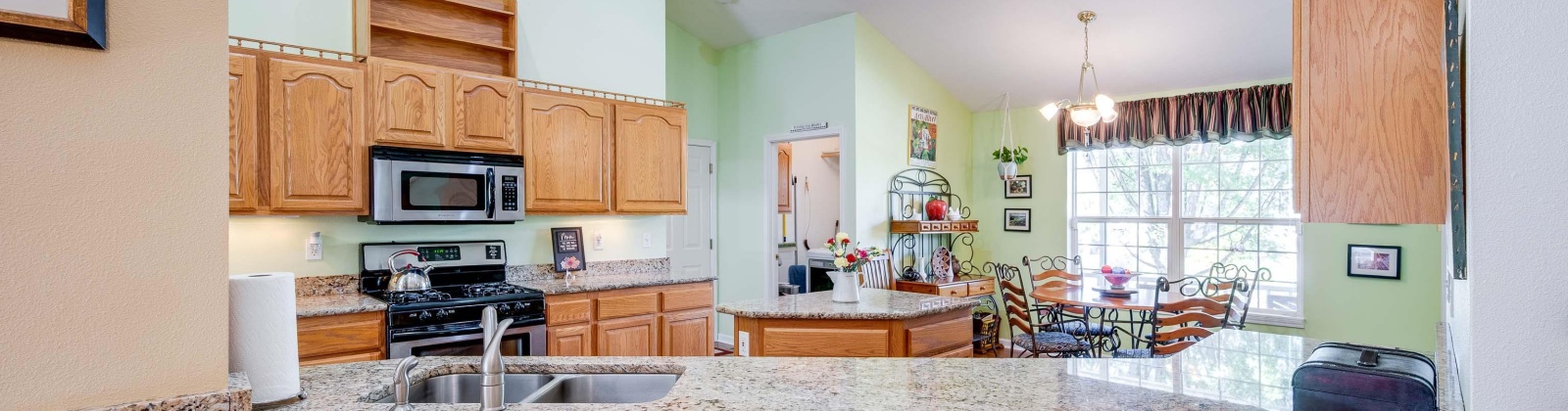 Meadow Vale, Pullman, Washington 99163, 5 Bedrooms Bedrooms, 0 ,3 BathroomsBathrooms,Houses,For Sale,Meadow Vale,0,286656