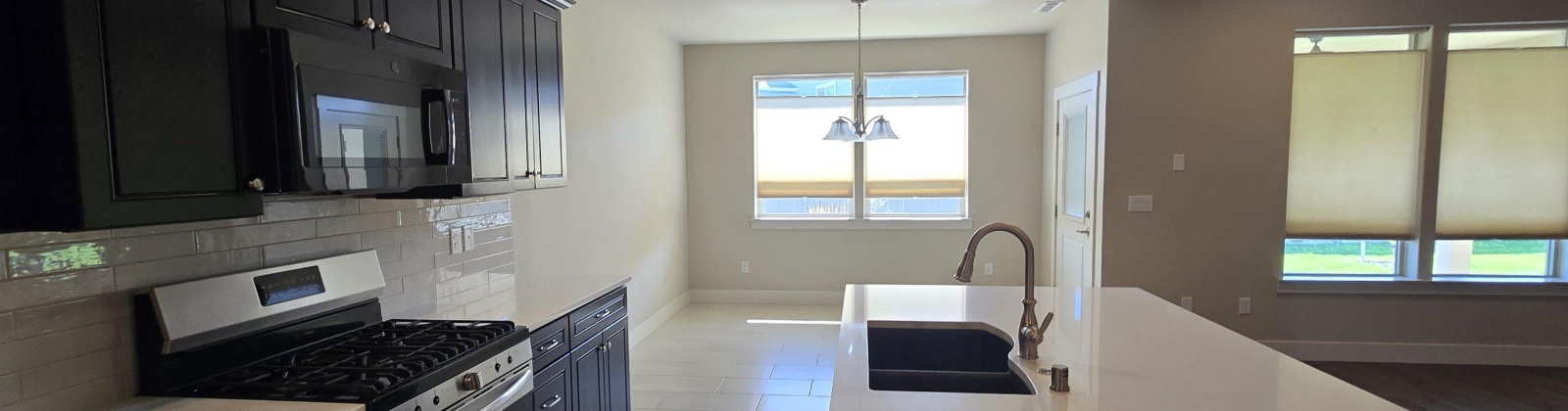Chinook Drive, Richland, Washington 99352, 3 Bedrooms Bedrooms, 0 ,2 BathroomsBathrooms,Houses,For Rent,Chinook Drive,0,286689