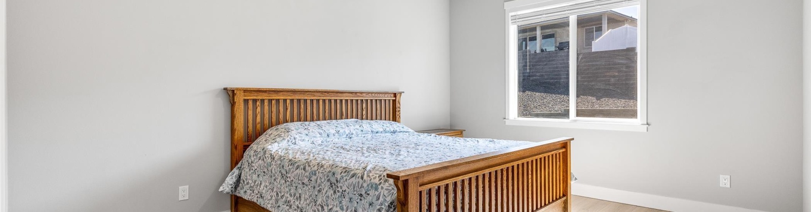 Young St., Kennewick, Washington 99338, 3 Bedrooms Bedrooms, 0 ,2 BathroomsBathrooms,Houses,For Sale,Young St.,0,286688