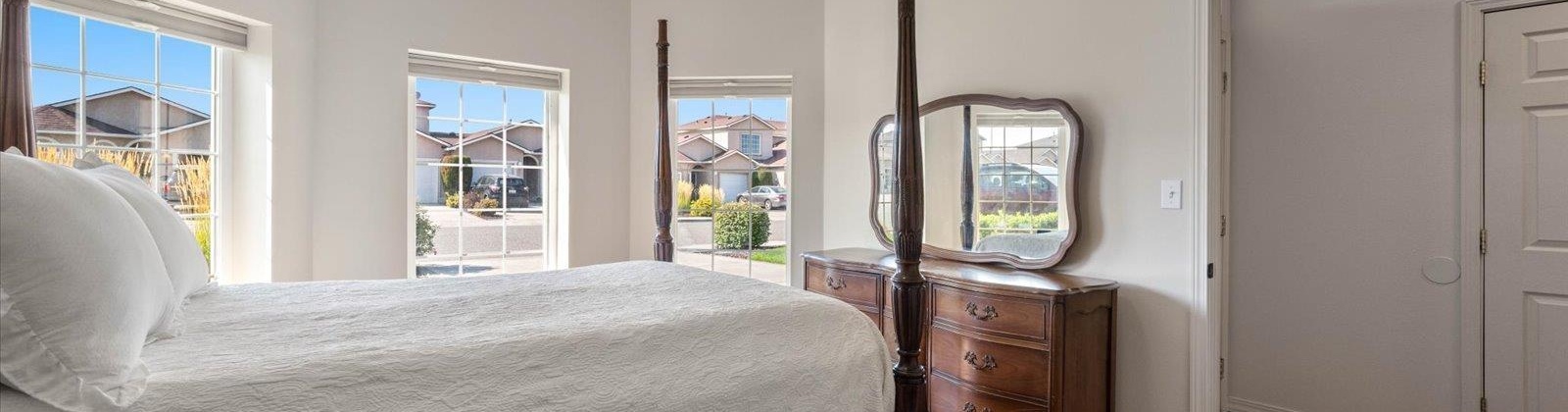 Mia Lane, Pasco, Washington 99301, 3 Bedrooms Bedrooms, 0 ,2 BathroomsBathrooms,Condos/townhomes,For Sale,Mia Lane,0,286681