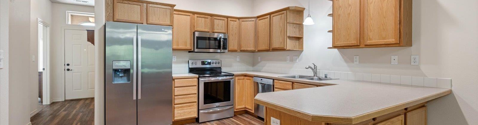 Mia Lane, Pasco, Washington 99301, 3 Bedrooms Bedrooms, 0 ,2 BathroomsBathrooms,Condos/townhomes,For Sale,Mia Lane,0,286681
