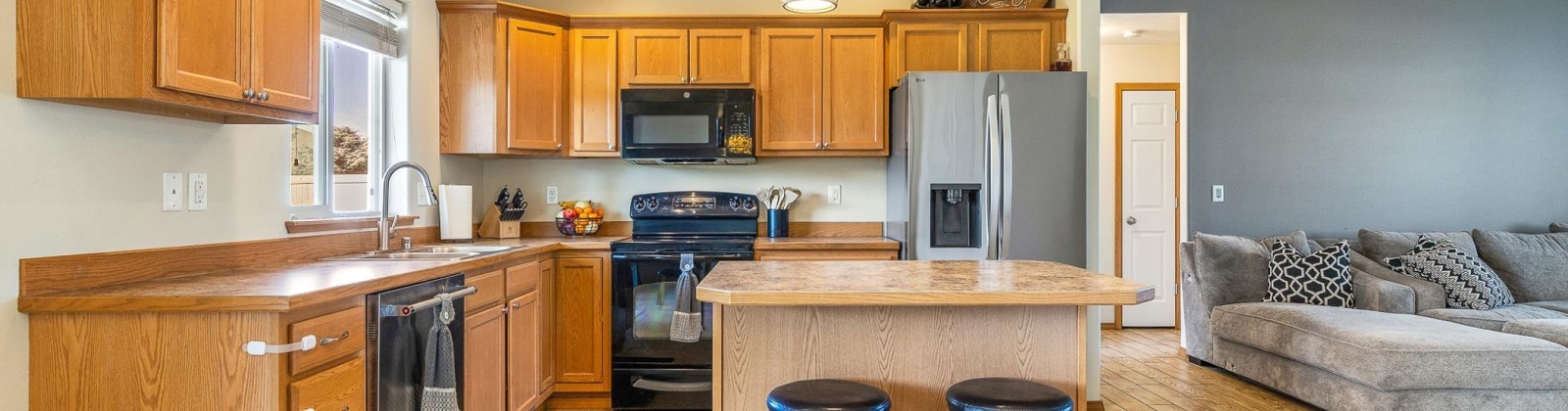 Catalonia Dr, Pasco, Washington 99301-8398, 3 Bedrooms Bedrooms, 0 ,2 BathroomsBathrooms,Houses,For Sale,Catalonia Dr,0,286683