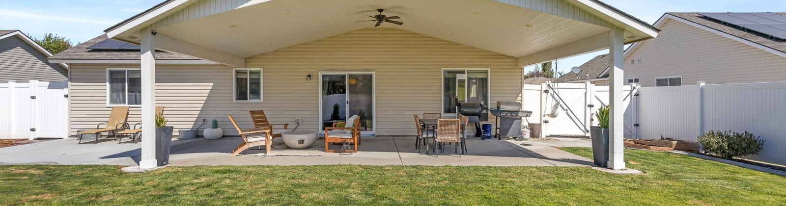 Catalonia Dr, Pasco, Washington 99301-8398, 3 Bedrooms Bedrooms, 0 ,2 BathroomsBathrooms,Houses,For Sale,Catalonia Dr,0,286683