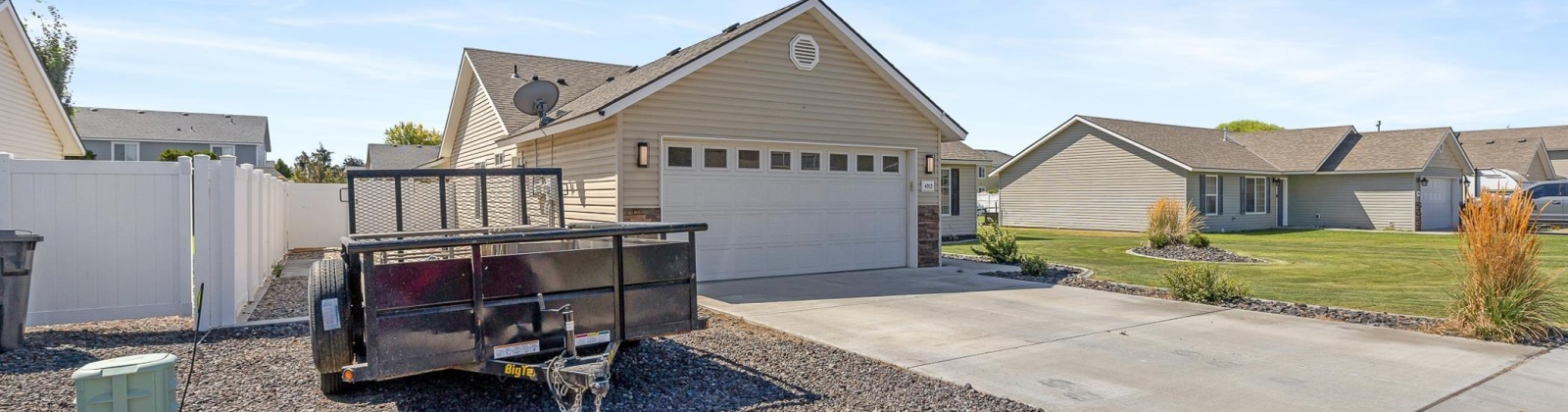 Catalonia Dr, Pasco, Washington 99301-8398, 3 Bedrooms Bedrooms, 0 ,2 BathroomsBathrooms,Houses,For Sale,Catalonia Dr,0,286683