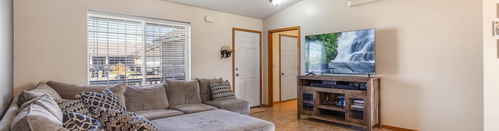 Catalonia Dr, Pasco, Washington 99301-8398, 3 Bedrooms Bedrooms, 0 ,2 BathroomsBathrooms,Houses,For Sale,Catalonia Dr,0,286683