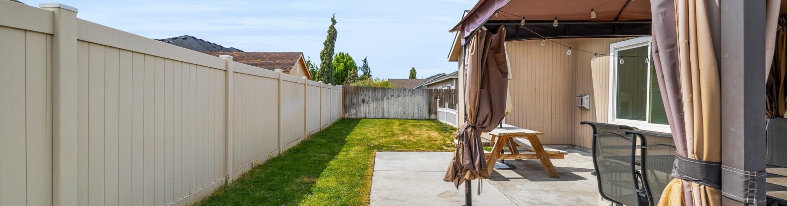 Laredo Drive, Pasco, Washington 99301-9999, 3 Bedrooms Bedrooms, 0 ,2 BathroomsBathrooms,Houses,For Sale,Laredo Drive,0,283501