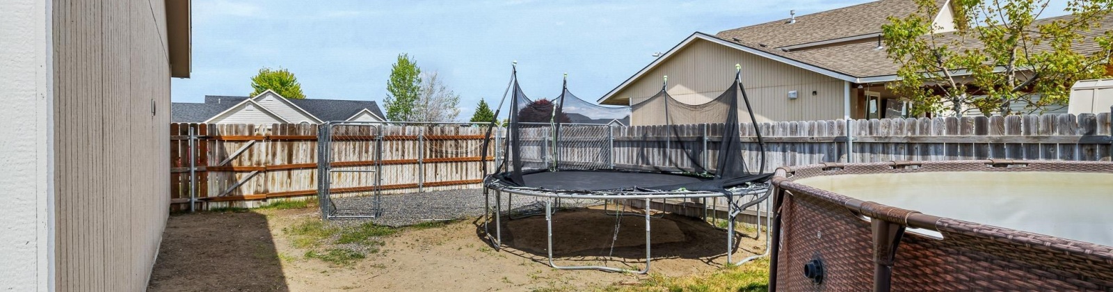 Laredo Drive, Pasco, Washington 99301-9999, 3 Bedrooms Bedrooms, 0 ,2 BathroomsBathrooms,Houses,For Sale,Laredo Drive,0,283501