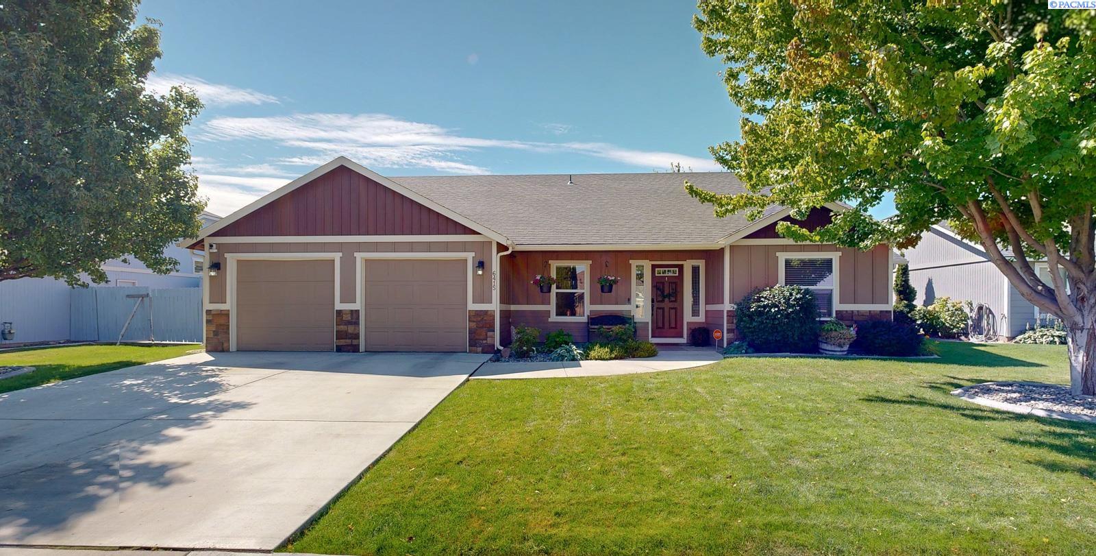 6th Avenue, Kennewick, Washington 99336, 4 Bedrooms Bedrooms, 0 ,3 BathroomsBathrooms,Houses,For Sale,6th Avenue,0,286697