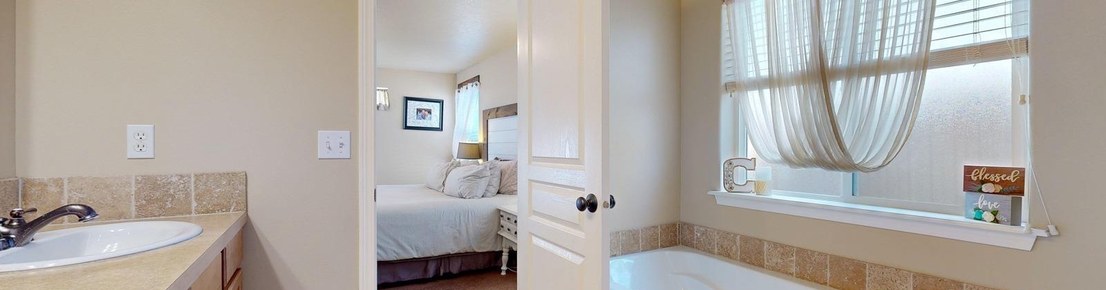 6th Avenue, Kennewick, Washington 99336, 4 Bedrooms Bedrooms, 0 ,3 BathroomsBathrooms,Houses,For Sale,6th Avenue,0,286697