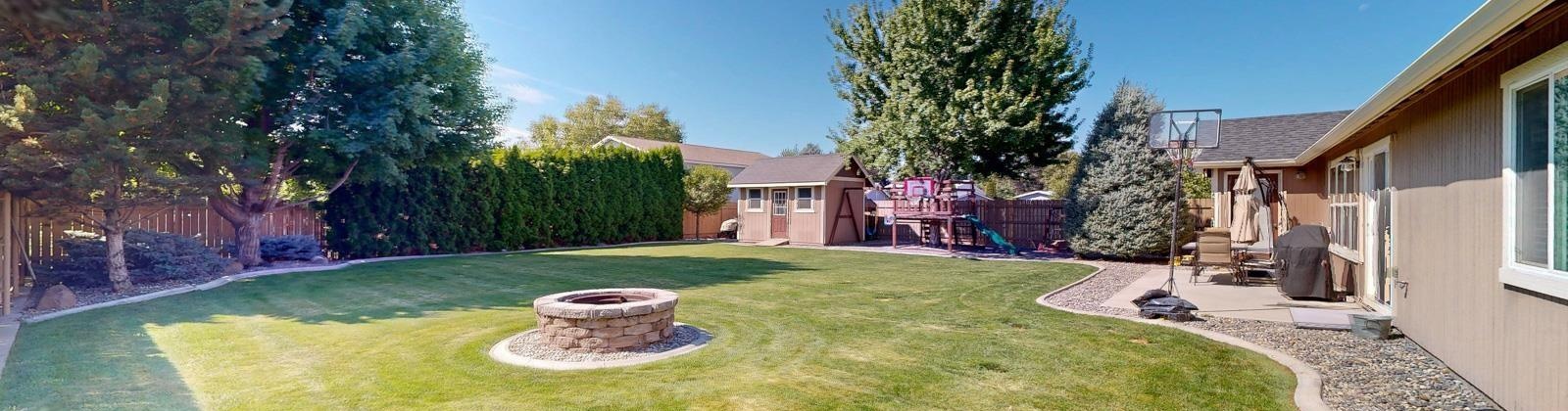 6th Avenue, Kennewick, Washington 99336, 4 Bedrooms Bedrooms, 0 ,3 BathroomsBathrooms,Houses,For Sale,6th Avenue,0,286697
