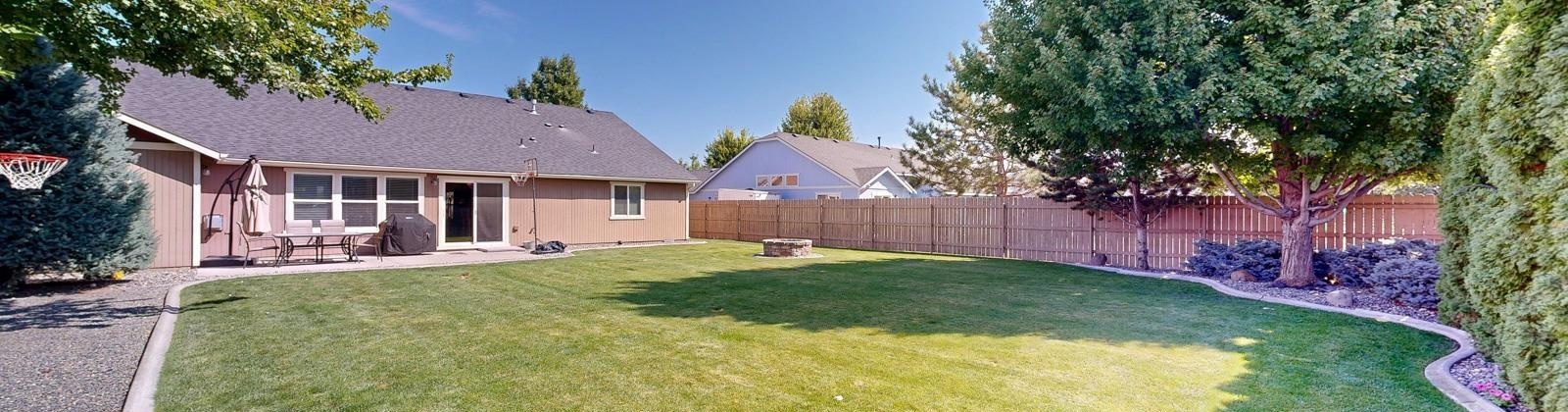 6th Avenue, Kennewick, Washington 99336, 4 Bedrooms Bedrooms, 0 ,3 BathroomsBathrooms,Houses,For Sale,6th Avenue,0,286697