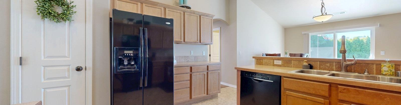 6th Avenue, Kennewick, Washington 99336, 4 Bedrooms Bedrooms, 0 ,3 BathroomsBathrooms,Houses,For Sale,6th Avenue,0,286697