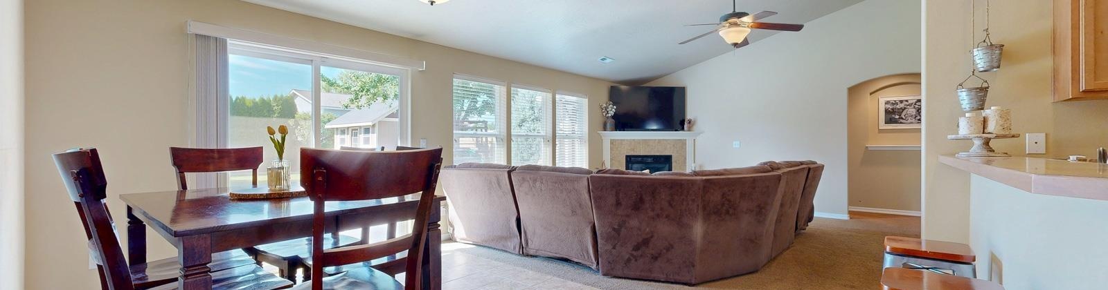 6th Avenue, Kennewick, Washington 99336, 4 Bedrooms Bedrooms, 0 ,3 BathroomsBathrooms,Houses,For Sale,6th Avenue,0,286697