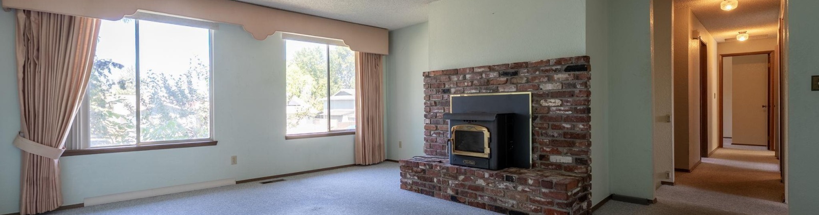 Swallow Court, West Richland, Washington 99353, 3 Bedrooms Bedrooms, 0 ,3 BathroomsBathrooms,Houses,For Sale,Swallow Court,0,286706
