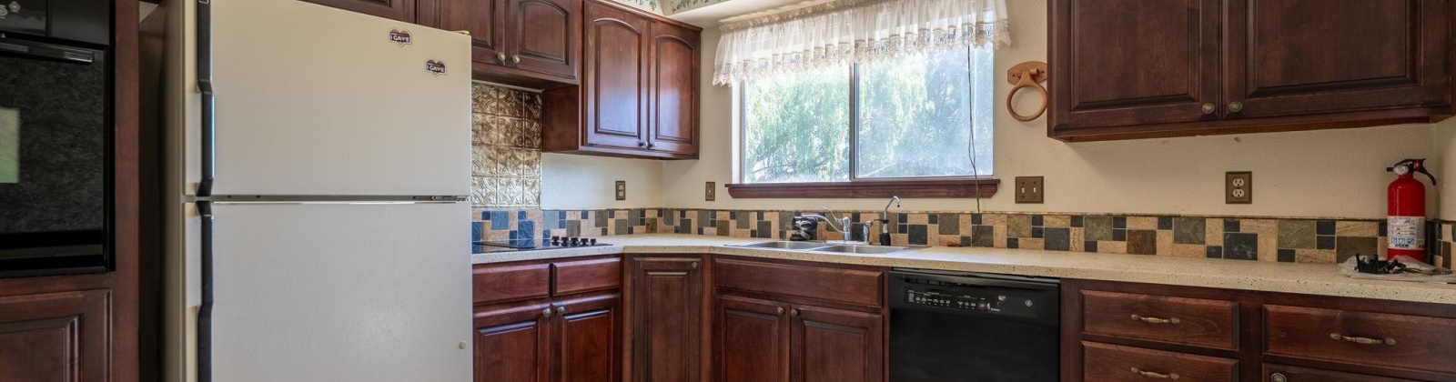 Swallow Court, West Richland, Washington 99353, 3 Bedrooms Bedrooms, 0 ,3 BathroomsBathrooms,Houses,For Sale,Swallow Court,0,286706