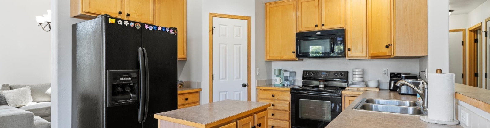 Dennis Street, Kennewick, Washington 99337, 4 Bedrooms Bedrooms, 0 ,3 BathroomsBathrooms,Houses,For Sale,Dennis Street,0,286718
