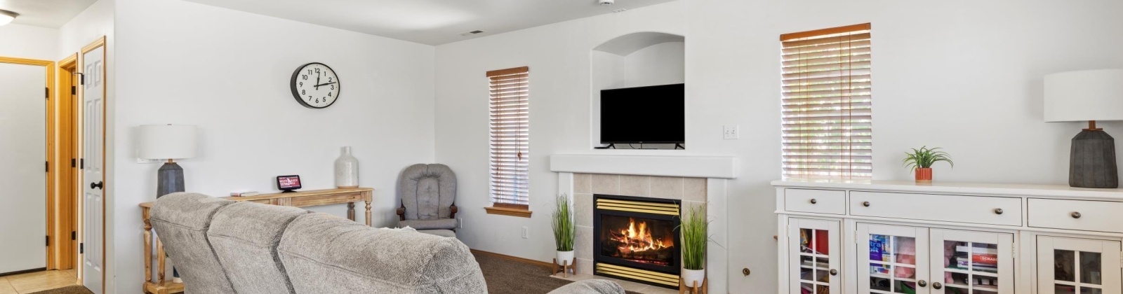 Dennis Street, Kennewick, Washington 99337, 4 Bedrooms Bedrooms, 0 ,3 BathroomsBathrooms,Houses,For Sale,Dennis Street,0,286718