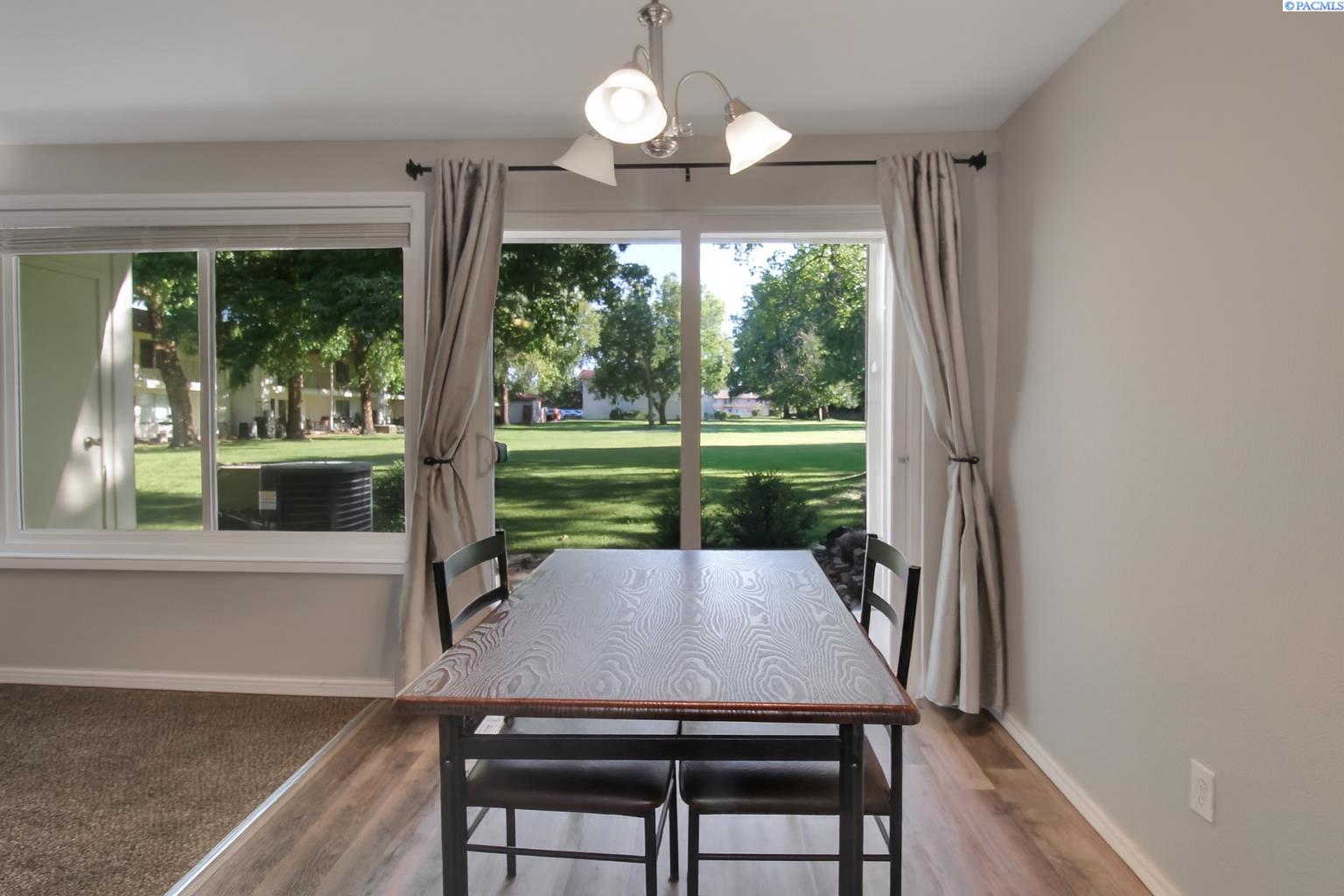 John Day Ave APT A105, Kennewick, Washington 99336, 1 Bedroom Bedrooms, 0 ,1 BathroomBathrooms,Condos/townhomes,For Sale,John Day Ave APT A105,0,286714
