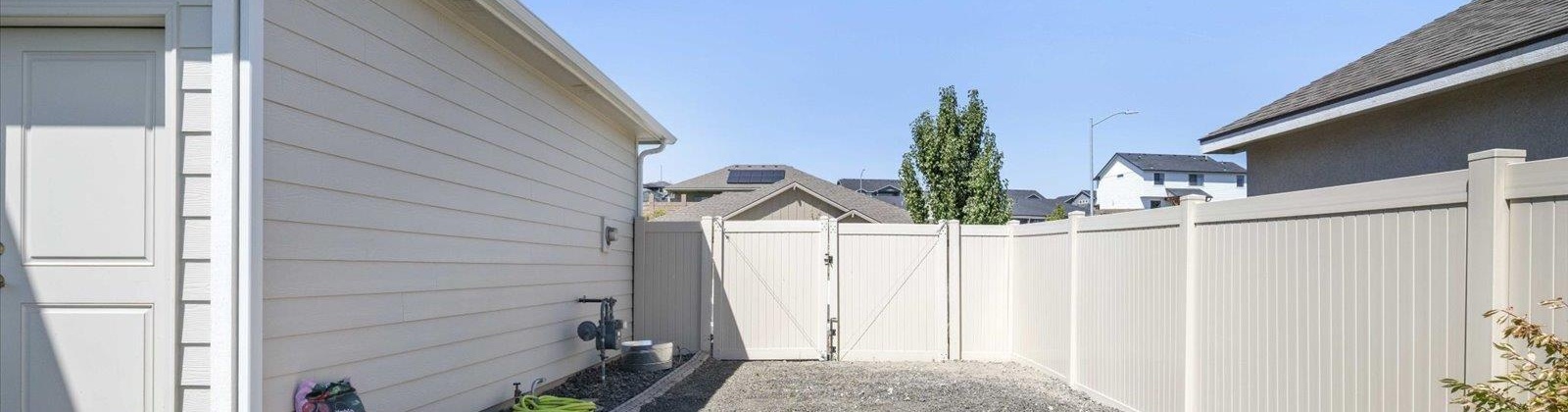 32nd Ave, Kennewick, Washington 99338, 3 Bedrooms Bedrooms, 0 ,3 BathroomsBathrooms,Houses,For Sale,32nd Ave,0,286726