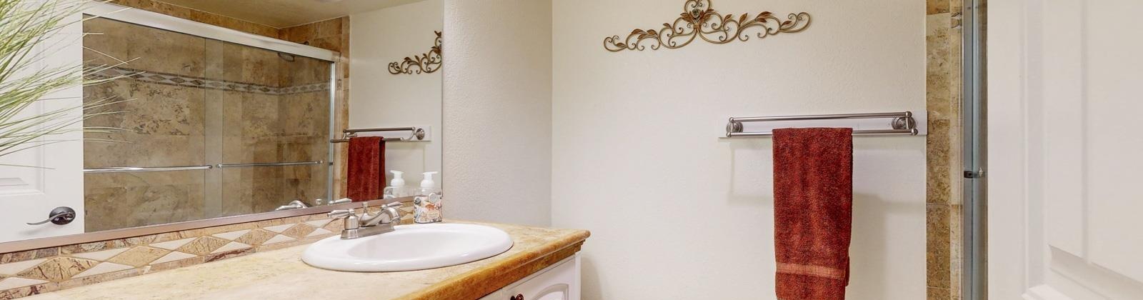 Edgewood Drive, Richland, Washington 99352, 5 Bedrooms Bedrooms, 0 ,3 BathroomsBathrooms,Houses,For Sale,Edgewood Drive,0,286744