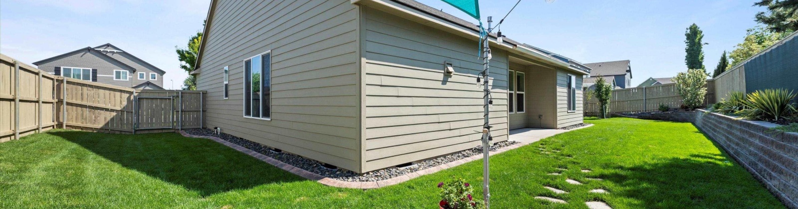 Westmoreland Ln, Pasco, Washington 99301, 3 Bedrooms Bedrooms, 0 ,2 BathroomsBathrooms,Houses,For Sale,Westmoreland Ln,0,286766