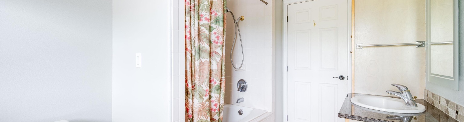 Carriage Hill Ct, Pullman, Washington 99163, 5 Bedrooms Bedrooms, 0 ,4 BathroomsBathrooms,Houses,For Sale,Carriage Hill Ct,0,286764