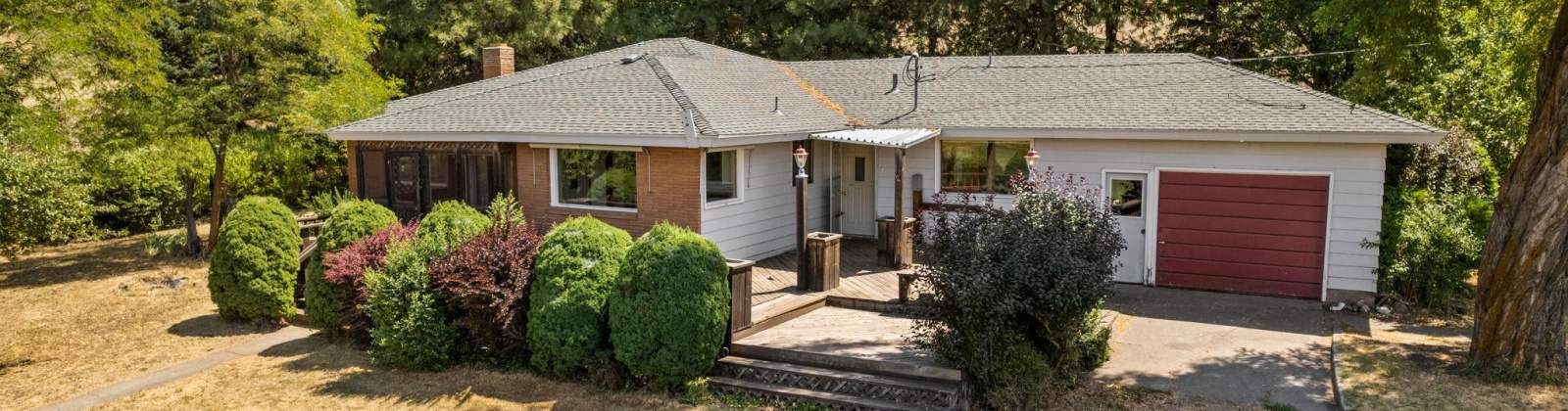 Palouse Rd, Colfax, Washington 99111, 4 Bedrooms Bedrooms, 0 ,3 BathroomsBathrooms,Houses,For Sale,Palouse Rd,0,286765