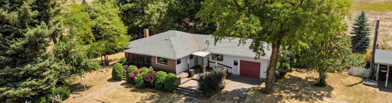 Palouse Rd, Colfax, Washington 99111, 4 Bedrooms Bedrooms, 0 ,3 BathroomsBathrooms,Houses,For Sale,Palouse Rd,0,286765
