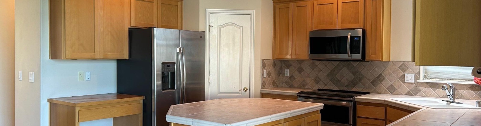 Daffodil Court, Pasco, Washington 99301, 4 Bedrooms Bedrooms, 0 ,3 BathroomsBathrooms,Houses,For Sale,Daffodil Court,0,286776