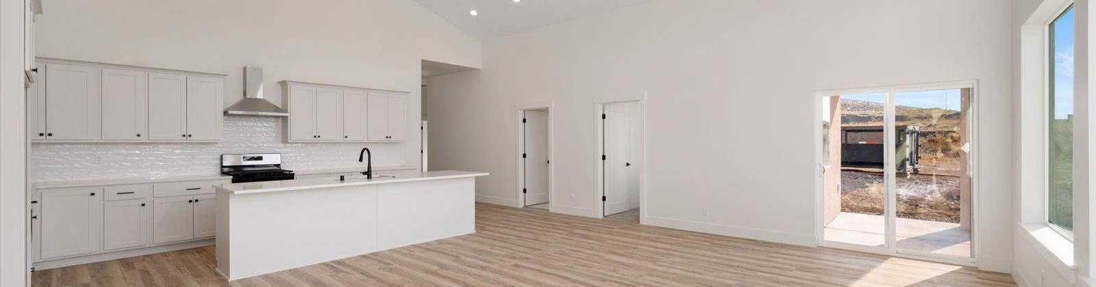 27th Ave, Kennewick, Washington 99338, 4 Bedrooms Bedrooms, 0 ,3 BathroomsBathrooms,Houses,For Sale,27th Ave,0,286815